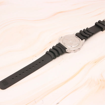 Seiko Superior SKX779K Black Monster 1st Gen Professional Automatic Diver